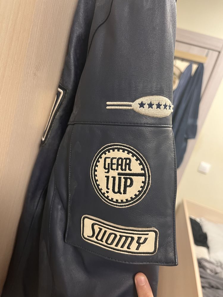 Кожено яке Suomy