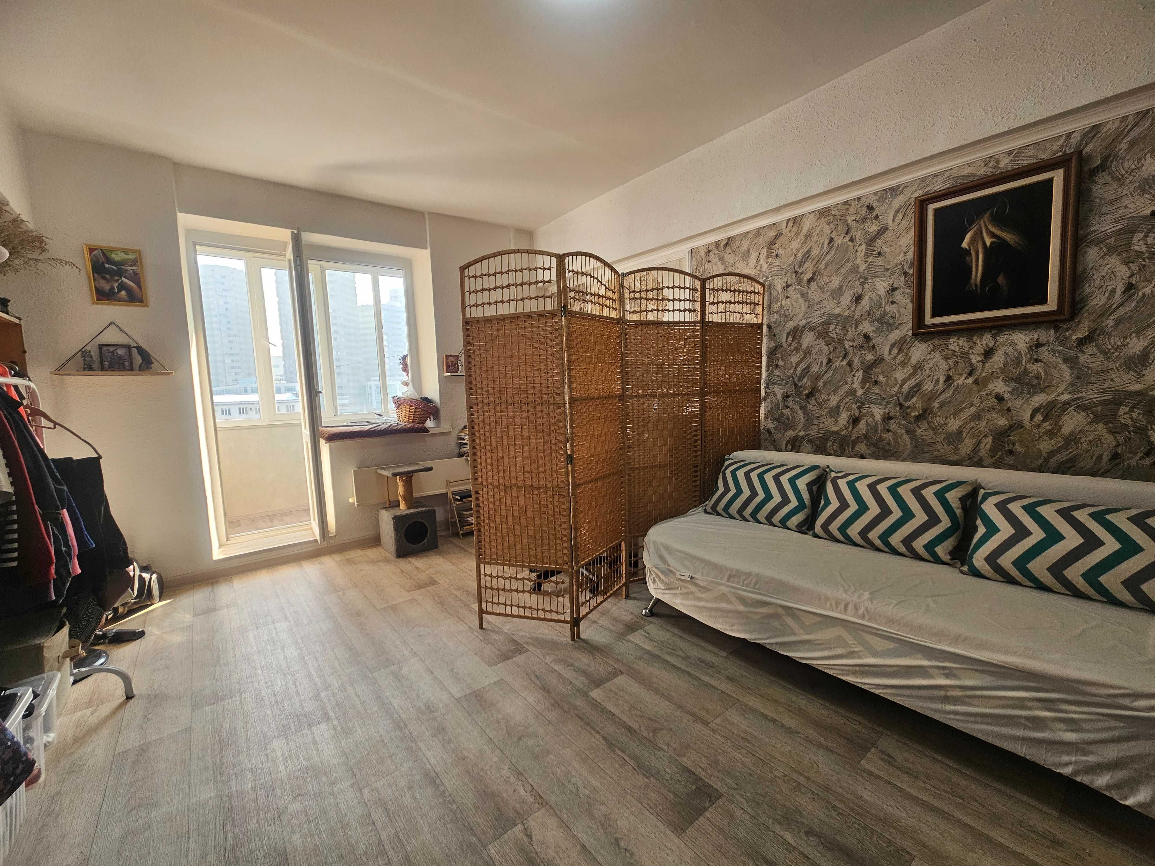 Продам квартиру в микр Тастак 2