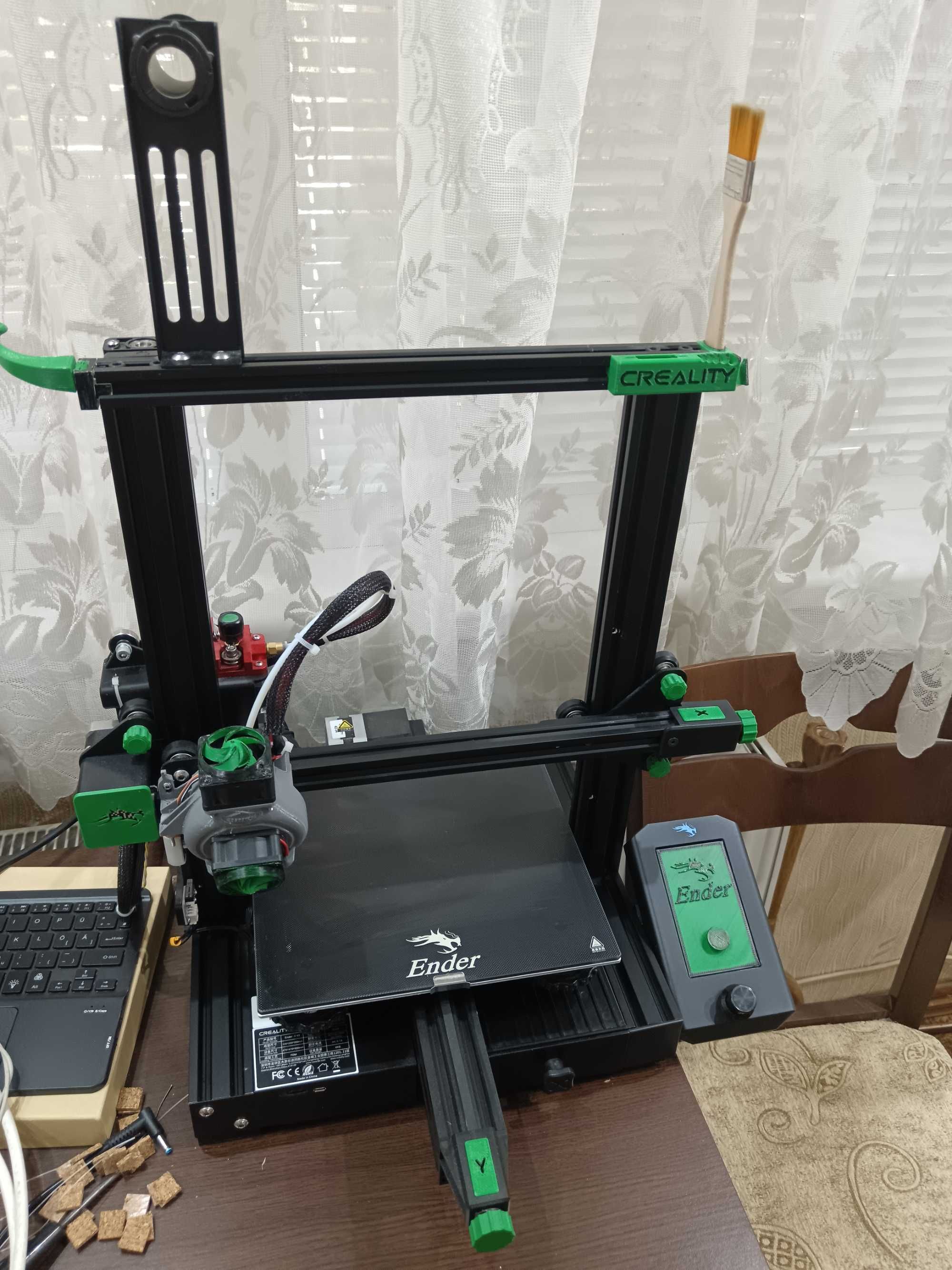 3д принтер Creality Ender 3 v2