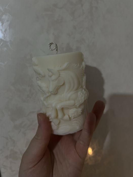 Свечи русной работы лошадь