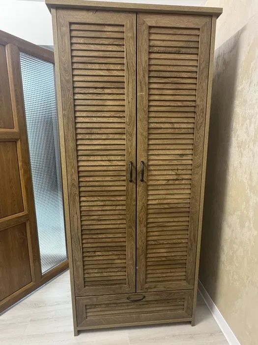 Vand dulap Jysk 400 lei