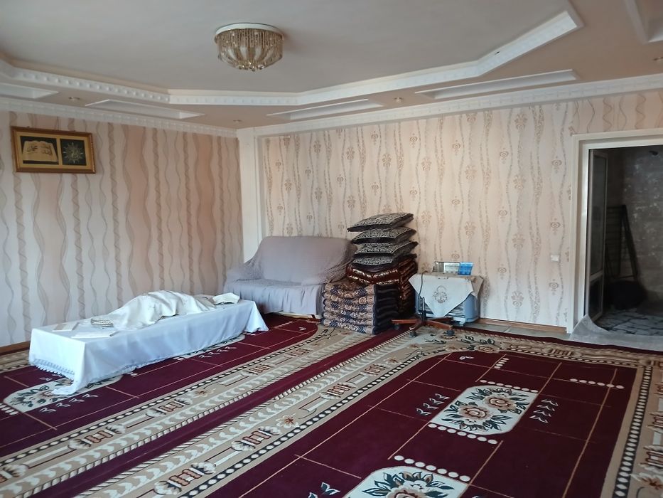 Строителда 2 хонали кв сотилади.Ипотека