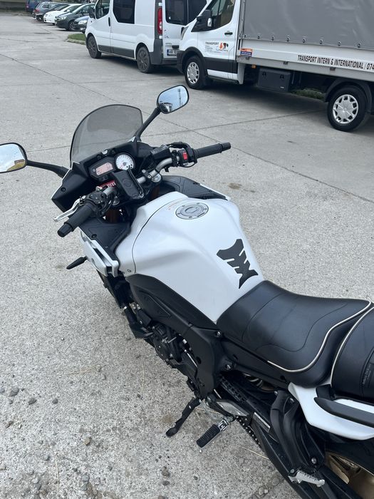 Yamaha FZ8 Fazer 800cc si schimb