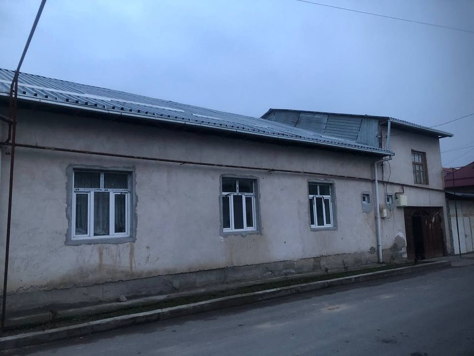 6 sotix 6 xona hovli sotiladi