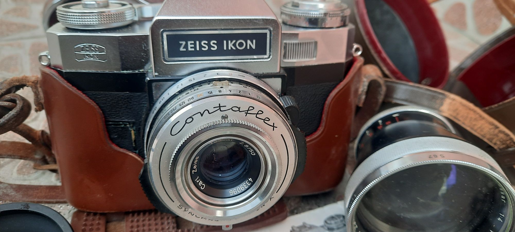 Фотоапарат  Carl Zeiss Ikon Contaflex f=50mm и обектив f=115mm