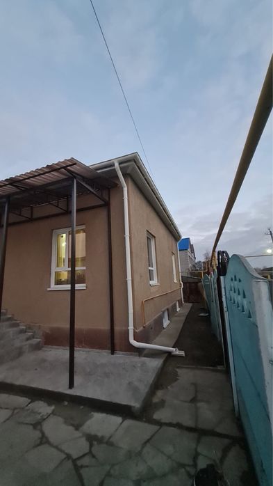 Продам дом в районе КСК