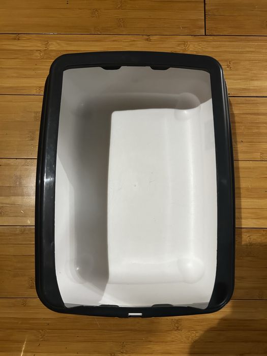 Лоток для кошки, почти новое