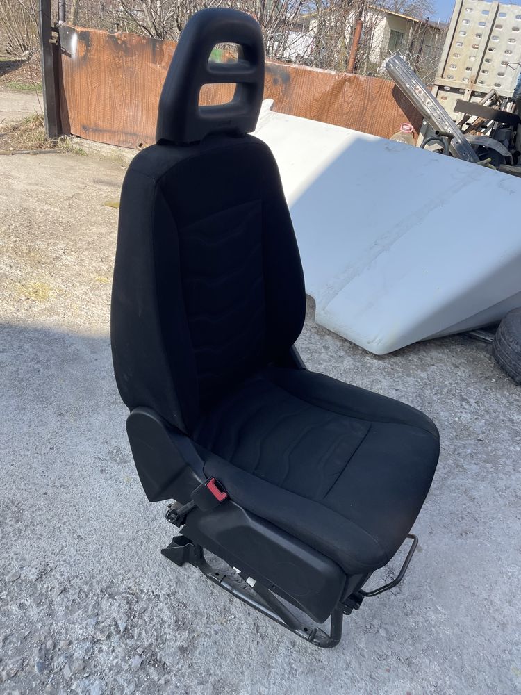 Седалка Iveco daily