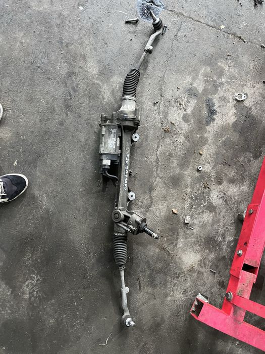 Електрическа кормилна рейка бмв 3 ф30/31 ( kormilna reika bmw f30/31 )