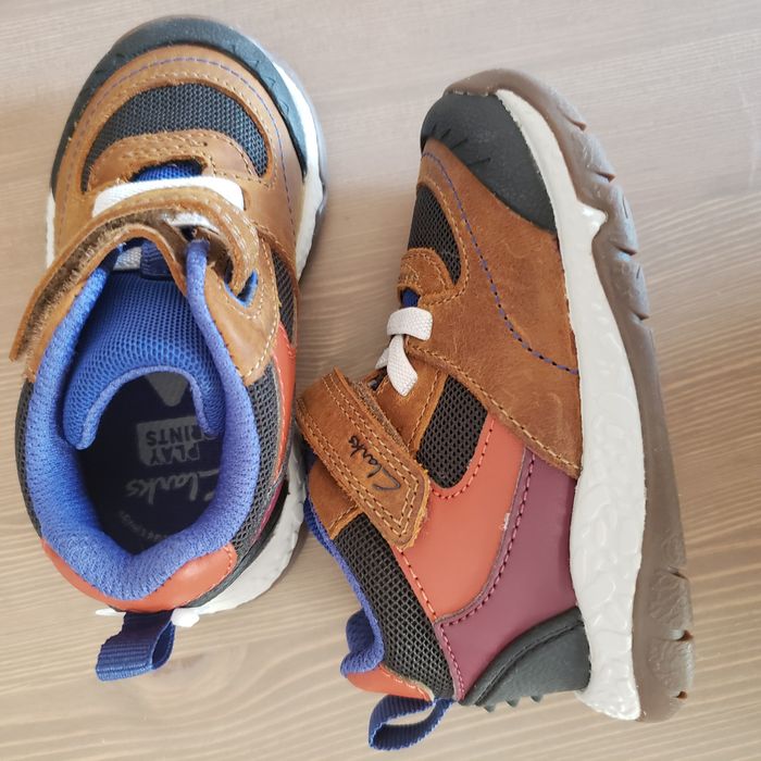 Нови бебешки обувки Clarks