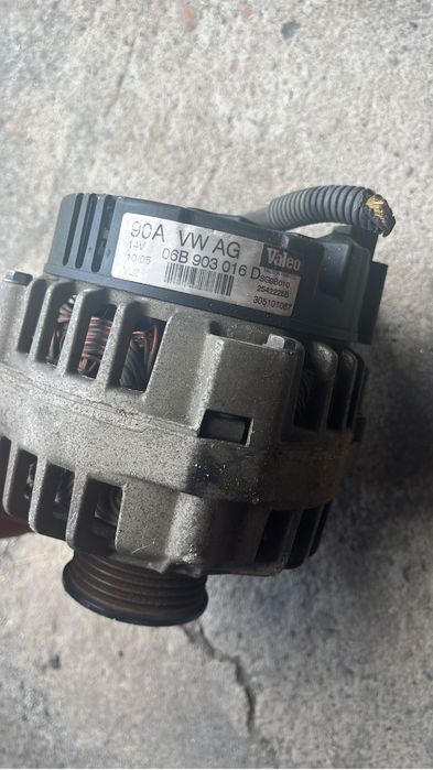 Продам генератор на машину