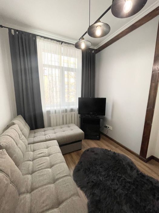 Сдается срочно квартира на шота руставели