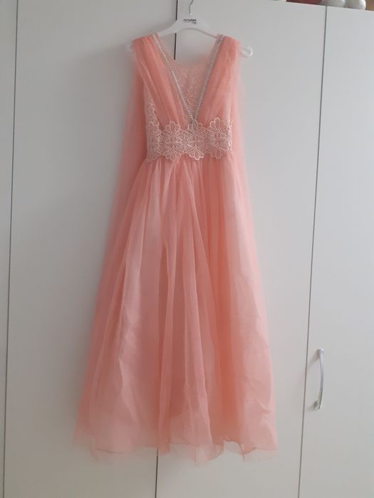 Продам нарядное платье