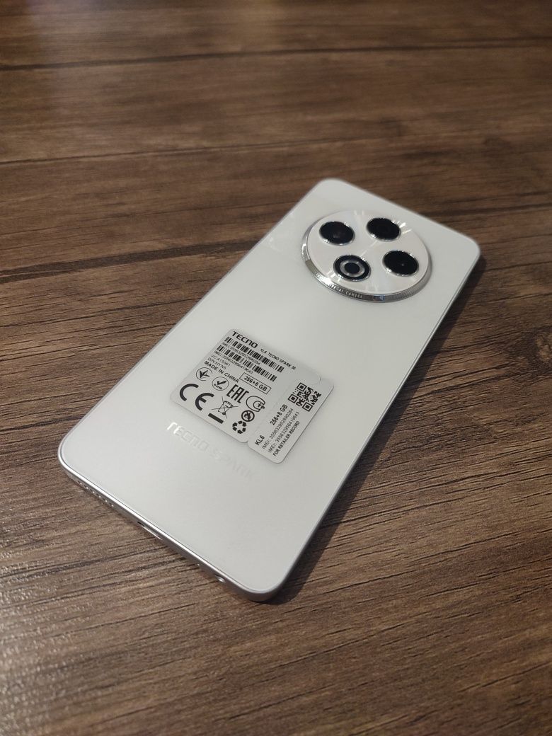 Tecno Spark 30 — 256 ГБ