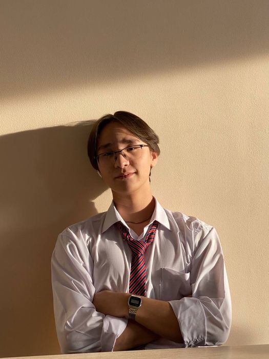 Репетитор по биологий и химий на трех языках