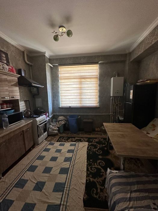 Юнусобод 13 кварталда 3 хоналик квартира сотилади 1 этажда