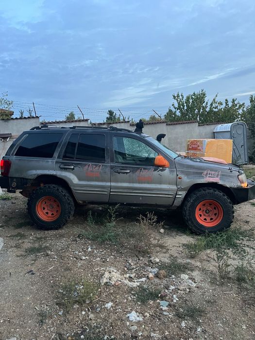 Grand  Cherokee