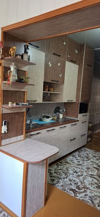 Срочно! 4-х ком. квартира, 4/1/5 в Сергели 1! Метро "Chinor" - 300 м.