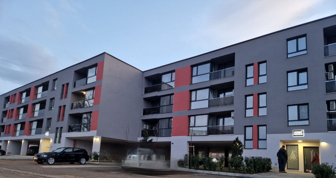 Продава се Двустаен апартамент в София, Красно село - 65 кв.м за 2570 €/кв.м - Снимка #12