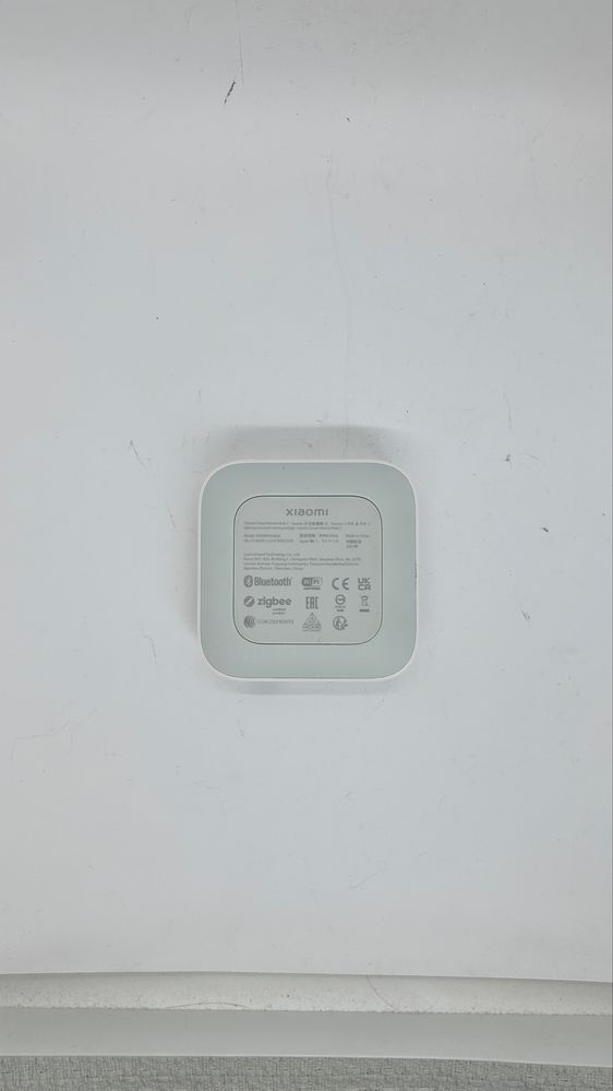 Xiaomi Smart Hub Zigbee Wi-Fi Bluetooth – Контролен център за умен дом