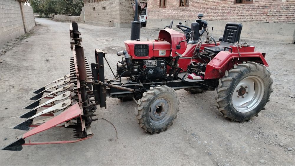 Mini traktor (11.30)