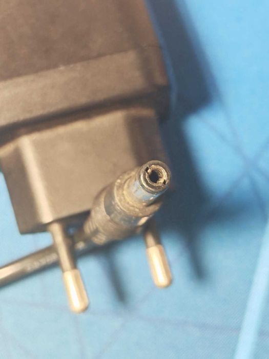 incarcator / alimentator aspirator portabil Bosh Athlet