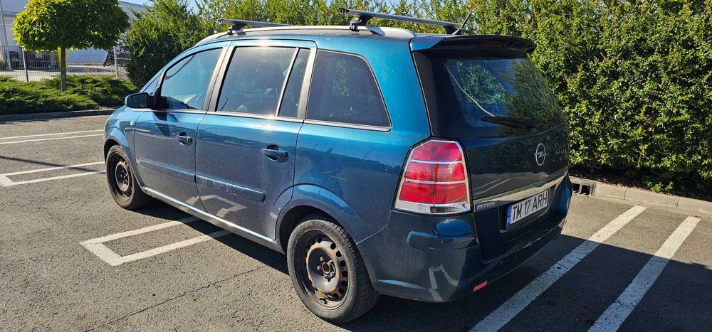 Vand opel zafira b 1400 euro