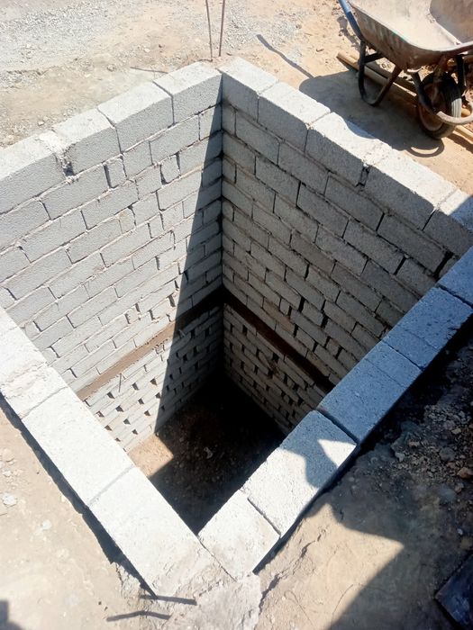 Септик,стяжка,кладка