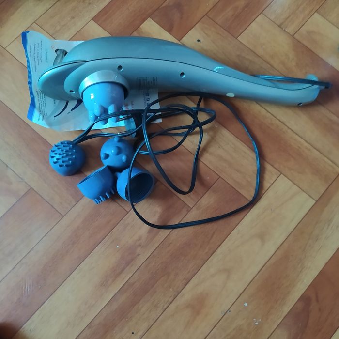 Продам недорого почти новый массажёр