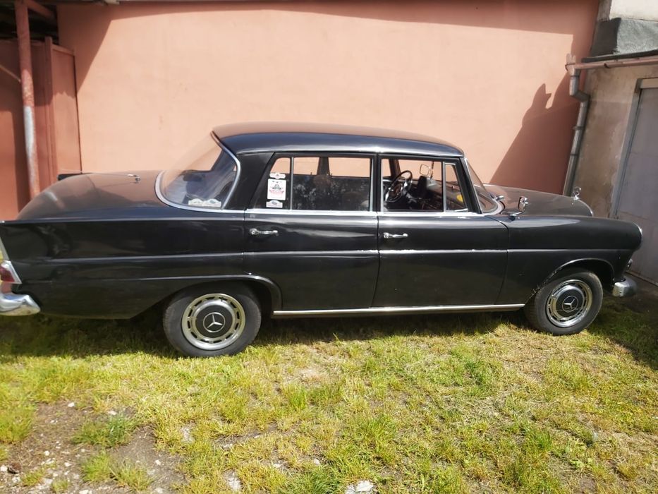 Vand Mercedes Benz
