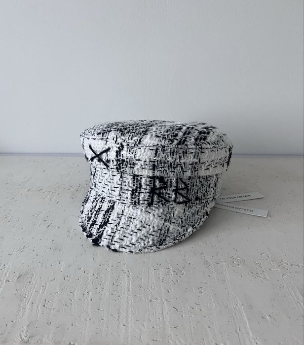 RB шапка New Season