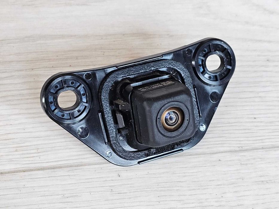 Камера заднего вида на LEXUS ES 6-ое поколение с 2012 по 2018 г.в.