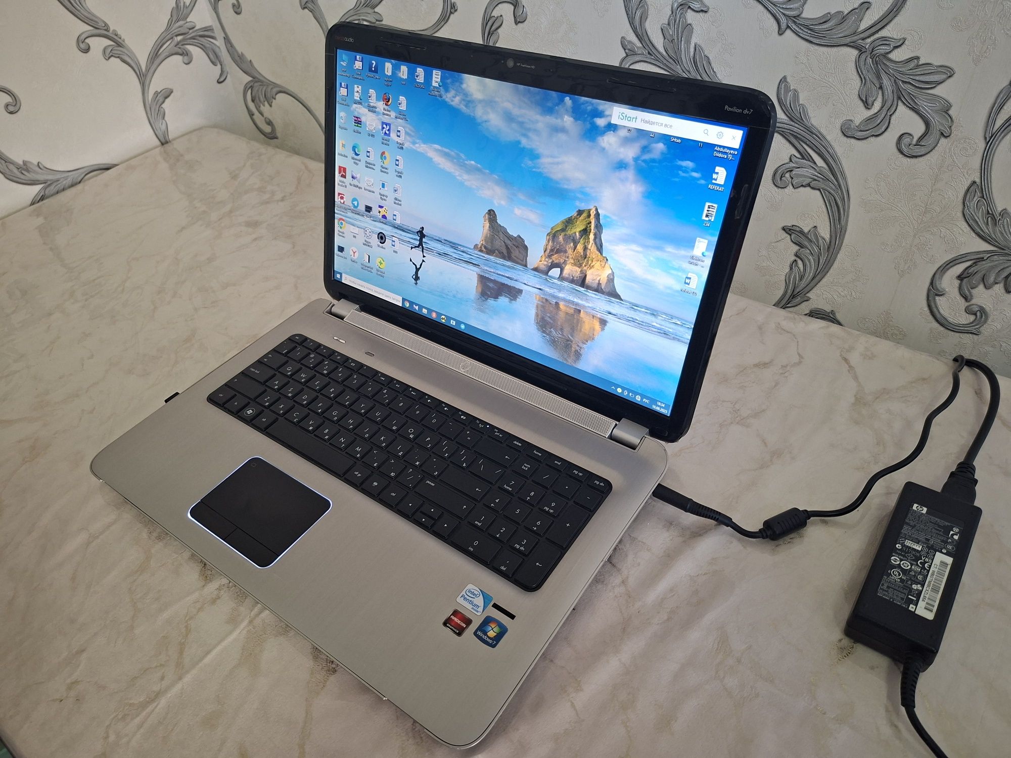 HP Pavilion  dv7