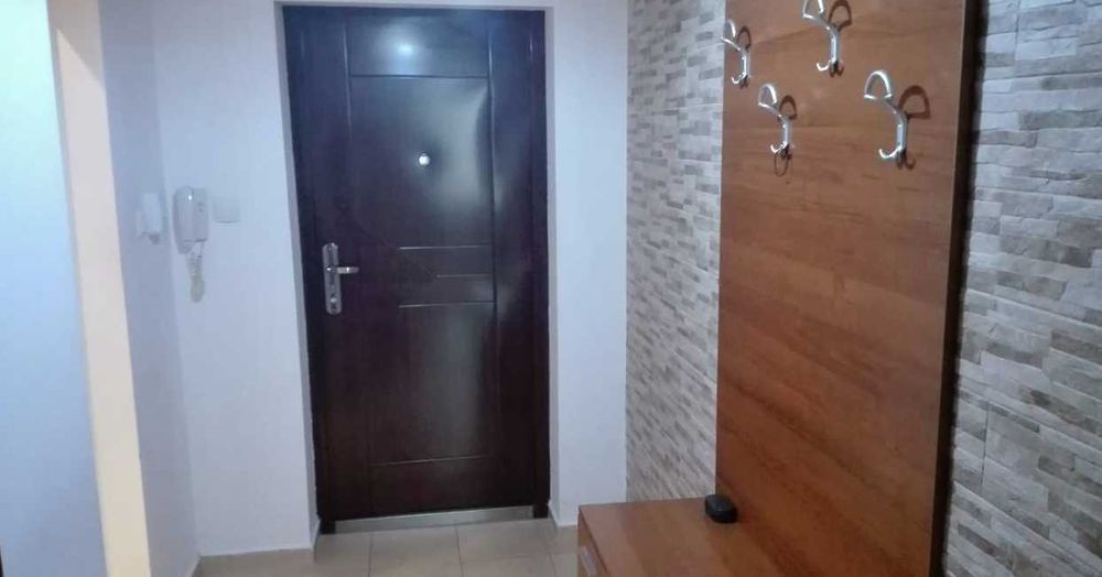 Дава се под наем Двустаен апартамент в Бургас, Меден рудник - зона Б - 76 кв.м за 200 € - Снимка #18