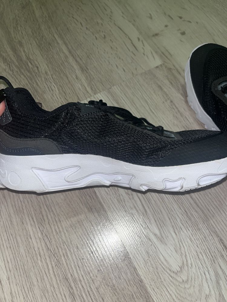 Nike Маратонки