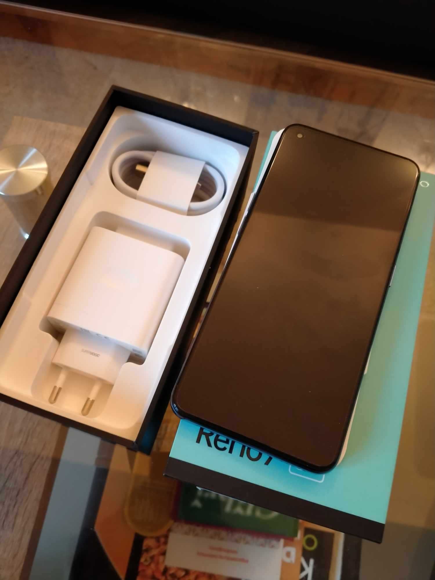 Oppo Reno7 5G 256GB Син в кутията (нов)