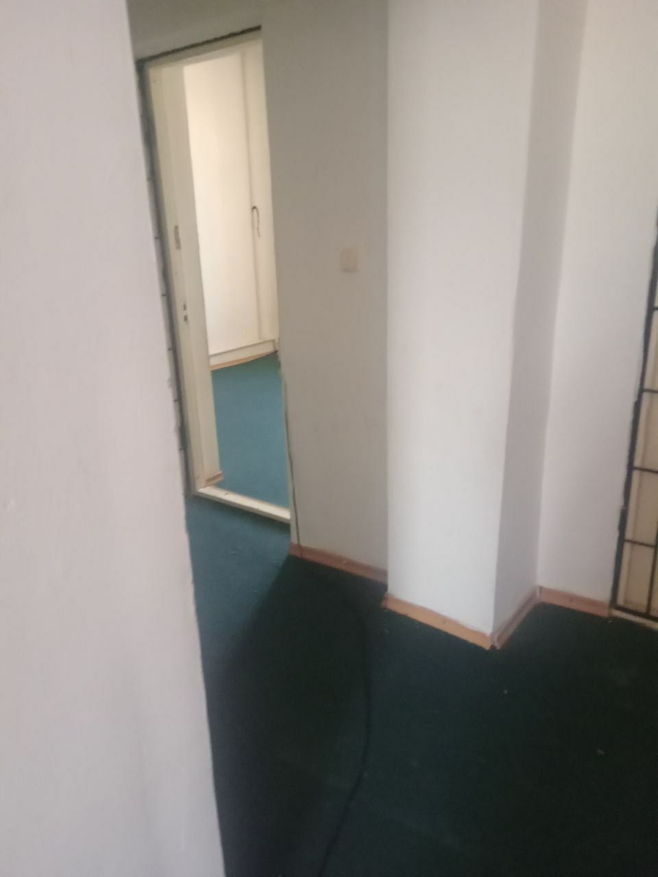 Zangiota tumani, 2 qavatliy, 6 sotixliy uchastka 150 000 dollar.