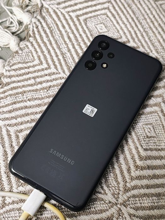 Samsung Galaxy A13 gri, impecabil