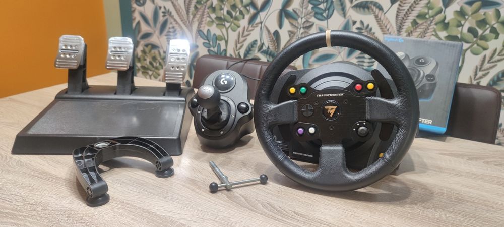 Thrustmaster TX Leather Edition