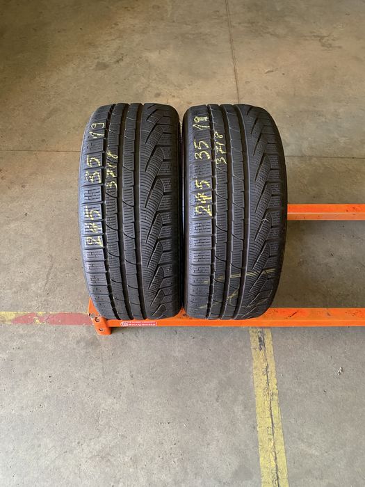 Anvelope iarna 245/35/19 Pirelli Sottozero 2 245 35 19 R19
