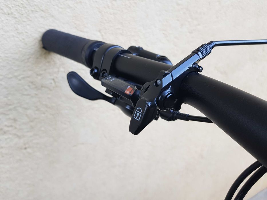 Bicicleta MTB, Ghost kato EQ, roti pe 27.5" frane hidraulice, aluminiu