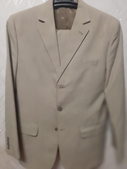 Продам костюм мужской