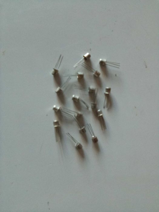 Tranzistori Noi vintage 2N4958, BSX51, BCY59PL, BCY79.PL , BFX89.