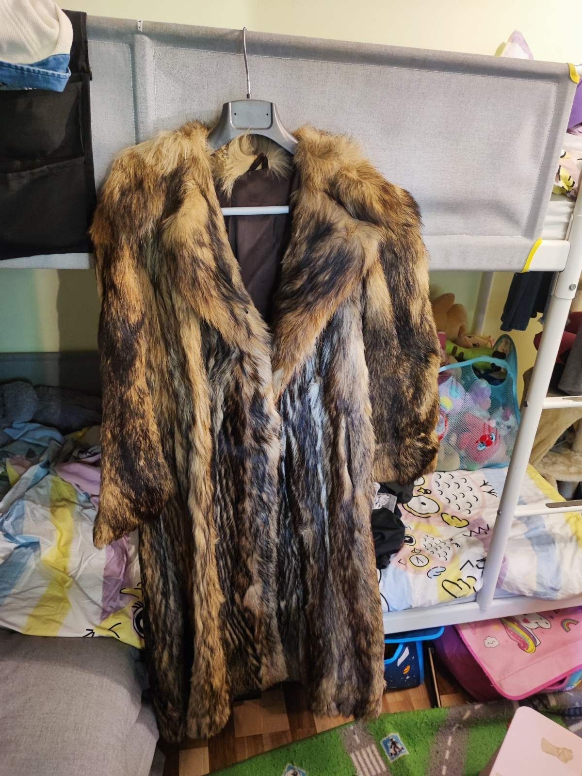 Дамско палто от лисица
