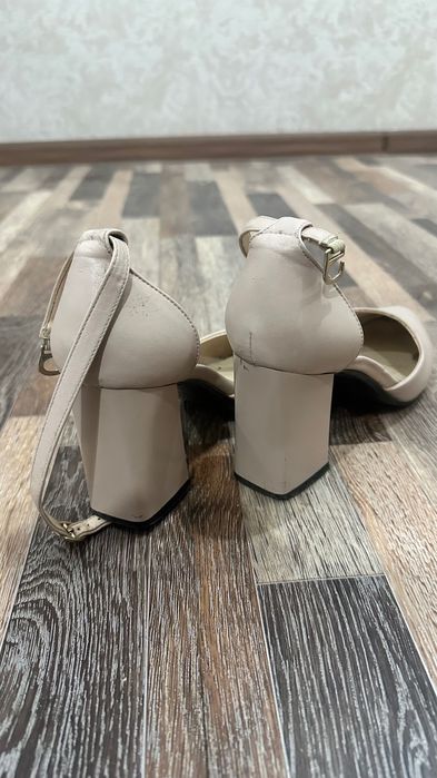 Туфли на устойчивом каблуке