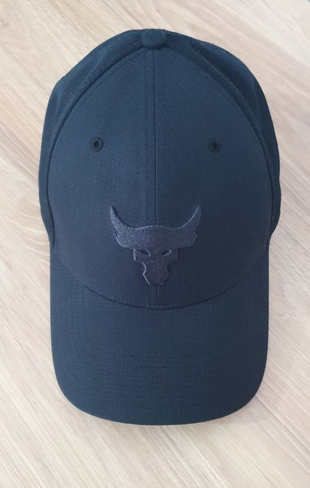 Vand sapca Under Armour Project Rock Trucker