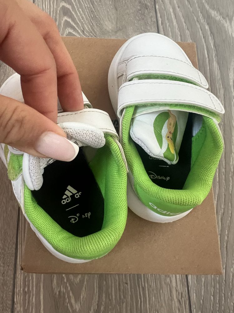 Маратонки Adidas