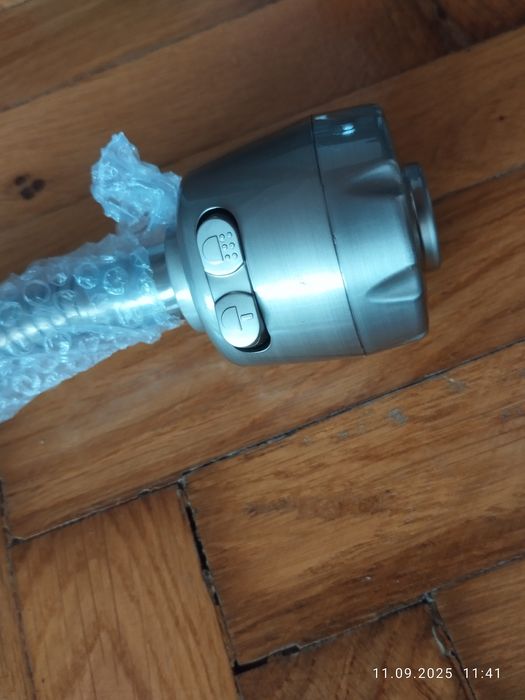 Baterie inox moderna de bucătărie cu țeava flexibila și cu doua tipuri