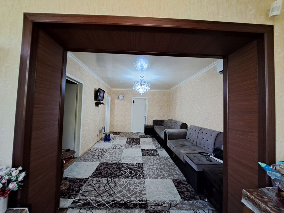 Продаётся квартира 2/3