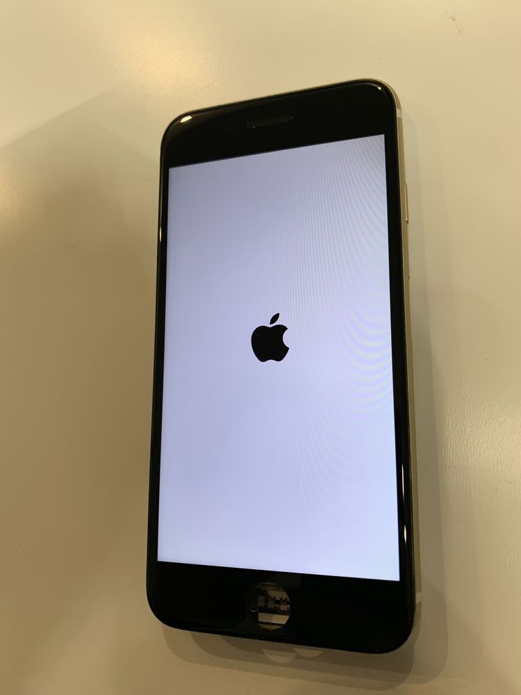 Ecran lcd display iphone 7 negru sau alb original apple din dezmembrar